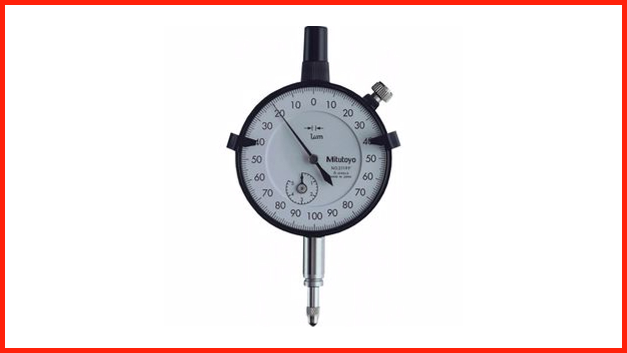 Ölçme Saatleri (Komparatörler) nedir? Nerelerde kullanılır ? Komparatör görünüş bakımından saate benzeyen ibreli kontrol aletidir. Yüzeylerin birbirine paralelliği ,eksenlerin aynı doğrultuda olup olmadığı ,hassas makina parçalarının ölçü ve kaçıklık kontrolleri komparatörle yapılır.